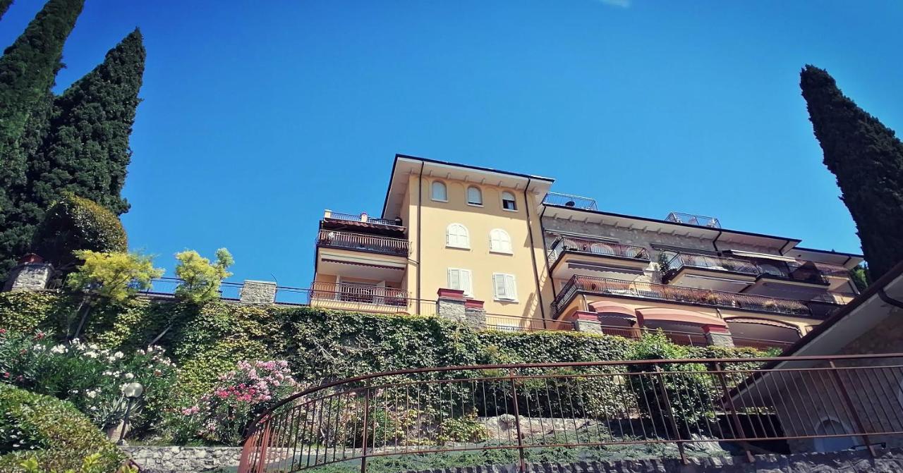 Bellavista Eremitaggio Apartment Torri Del Benaco Exterior photo