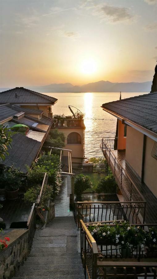 Bellavista Eremitaggio Apartment Torri Del Benaco Exterior photo